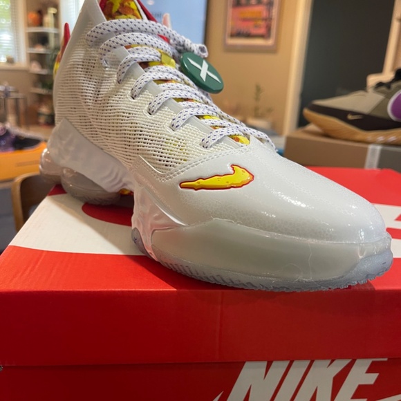 Nike Lebron 19 Low \'Fruity Pebbles\' White DQ8344-100 Size 13 main image 4